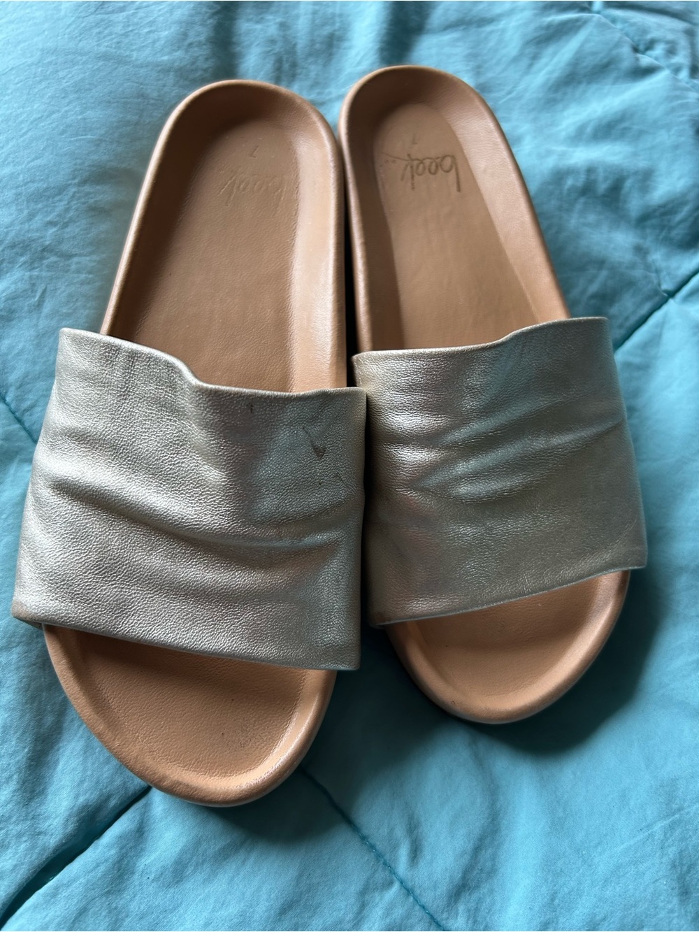 Beek Pelican leather platform sandal Metallic pale gold size 7